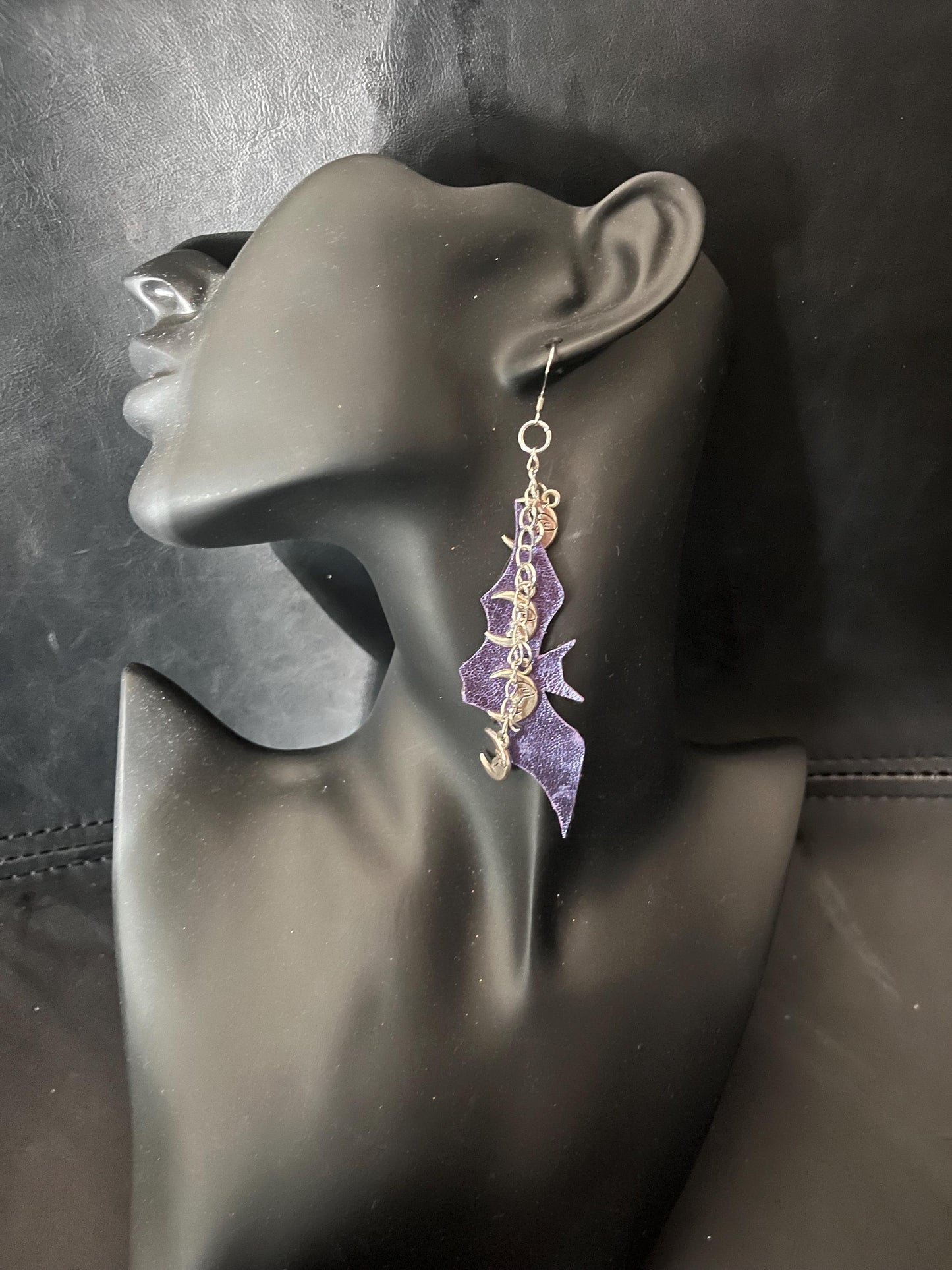 Pair of 2 Earrings Purple metallic Leather Bat & Spider Web
