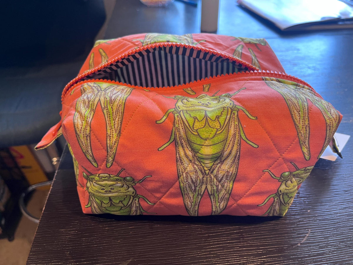 Cicada theme make up bag