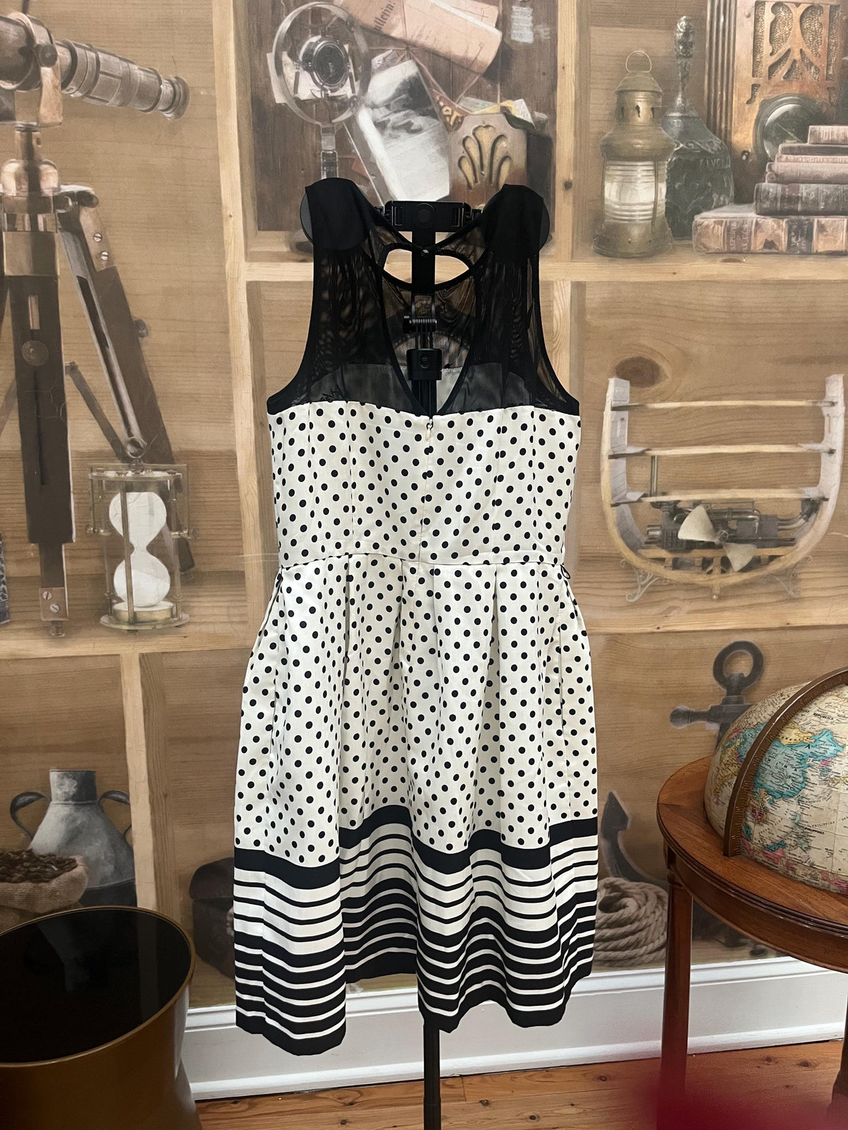 Vintage ‘90’s Polka Dot  dress by Jessica Howard Size 12