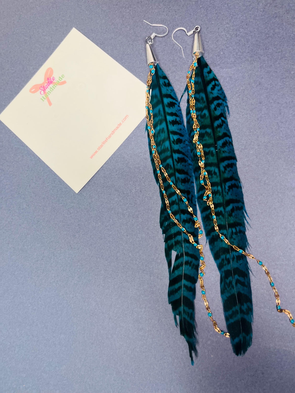 Feather earrings with chain
