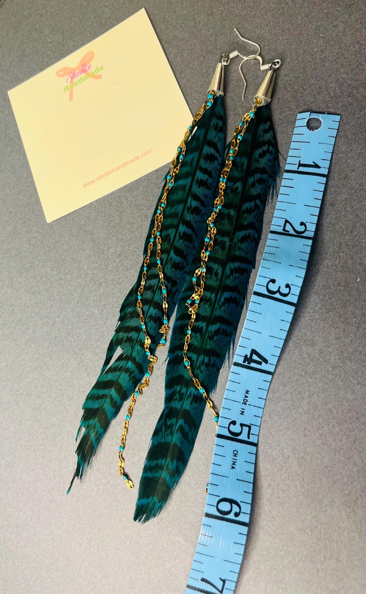 Feather earrings with chain