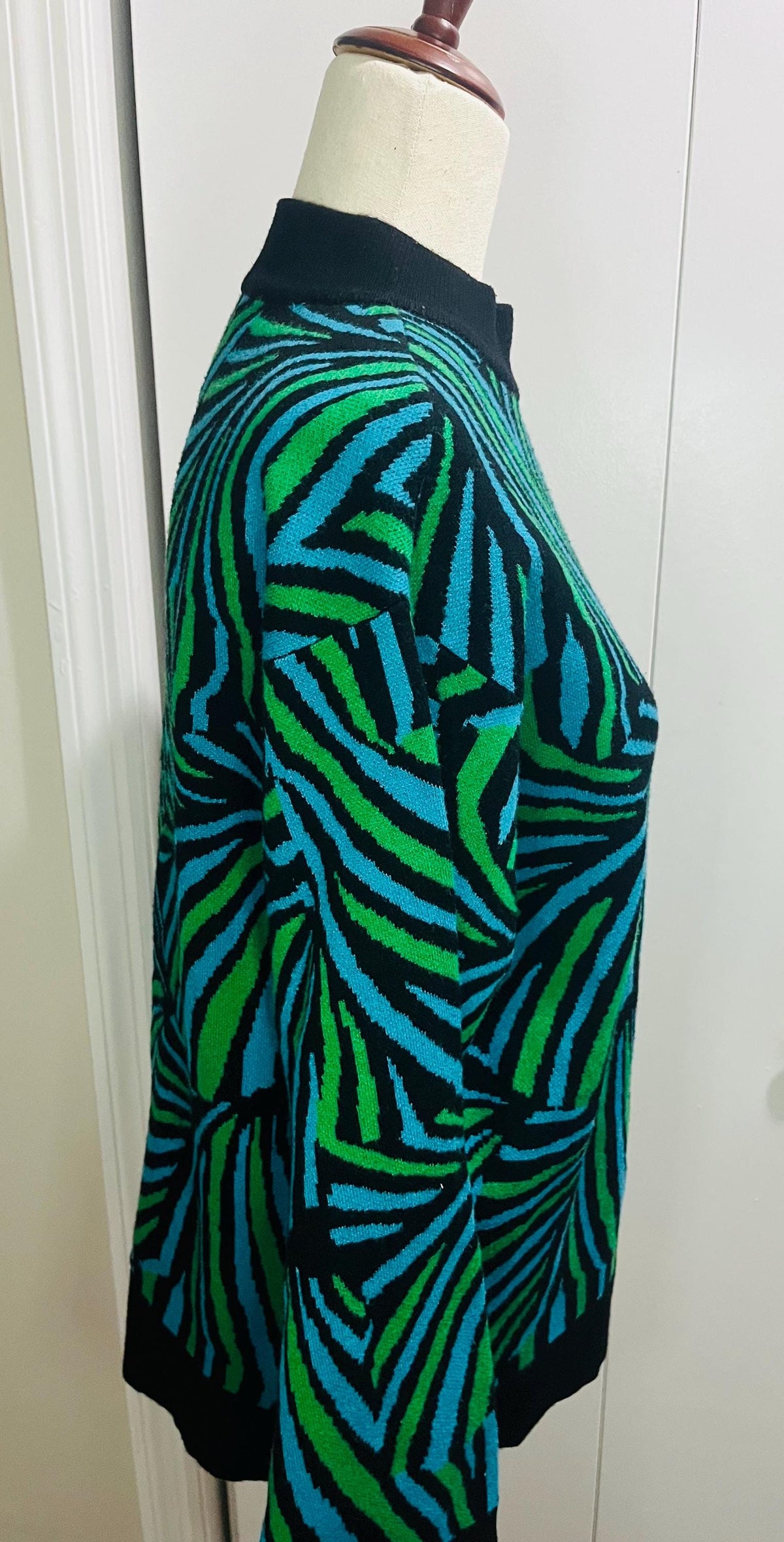 Anne Klein pullover sweater