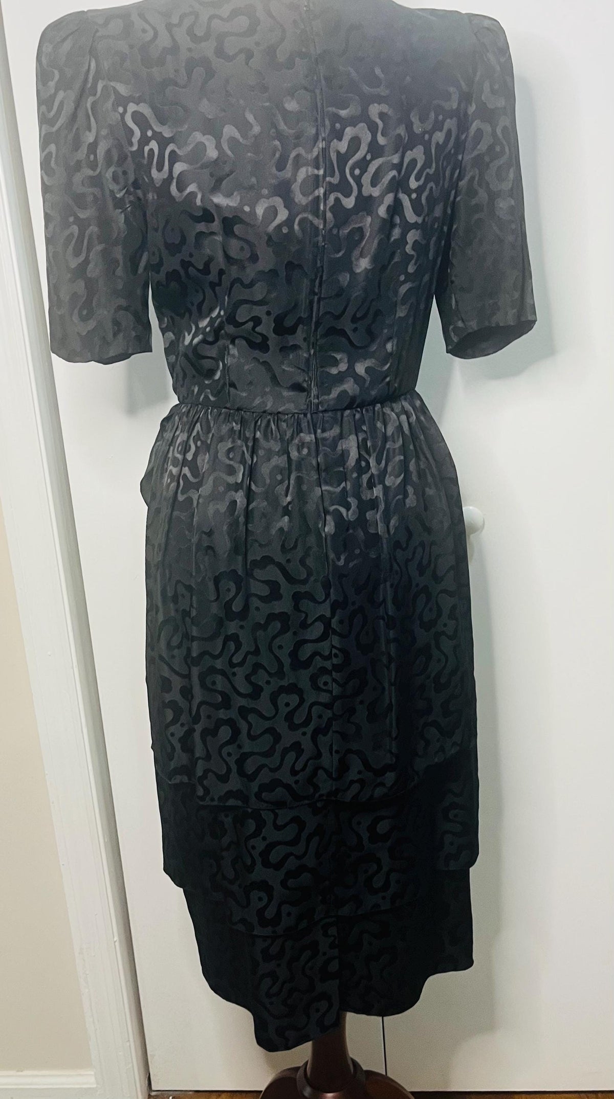 1980’s Maggie London Silk Dress size 8
