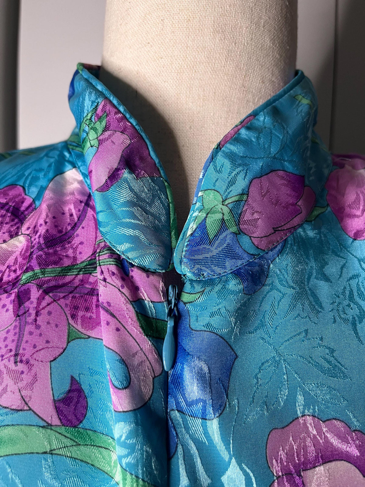Blue Polyester 1980’s robe Caftan L