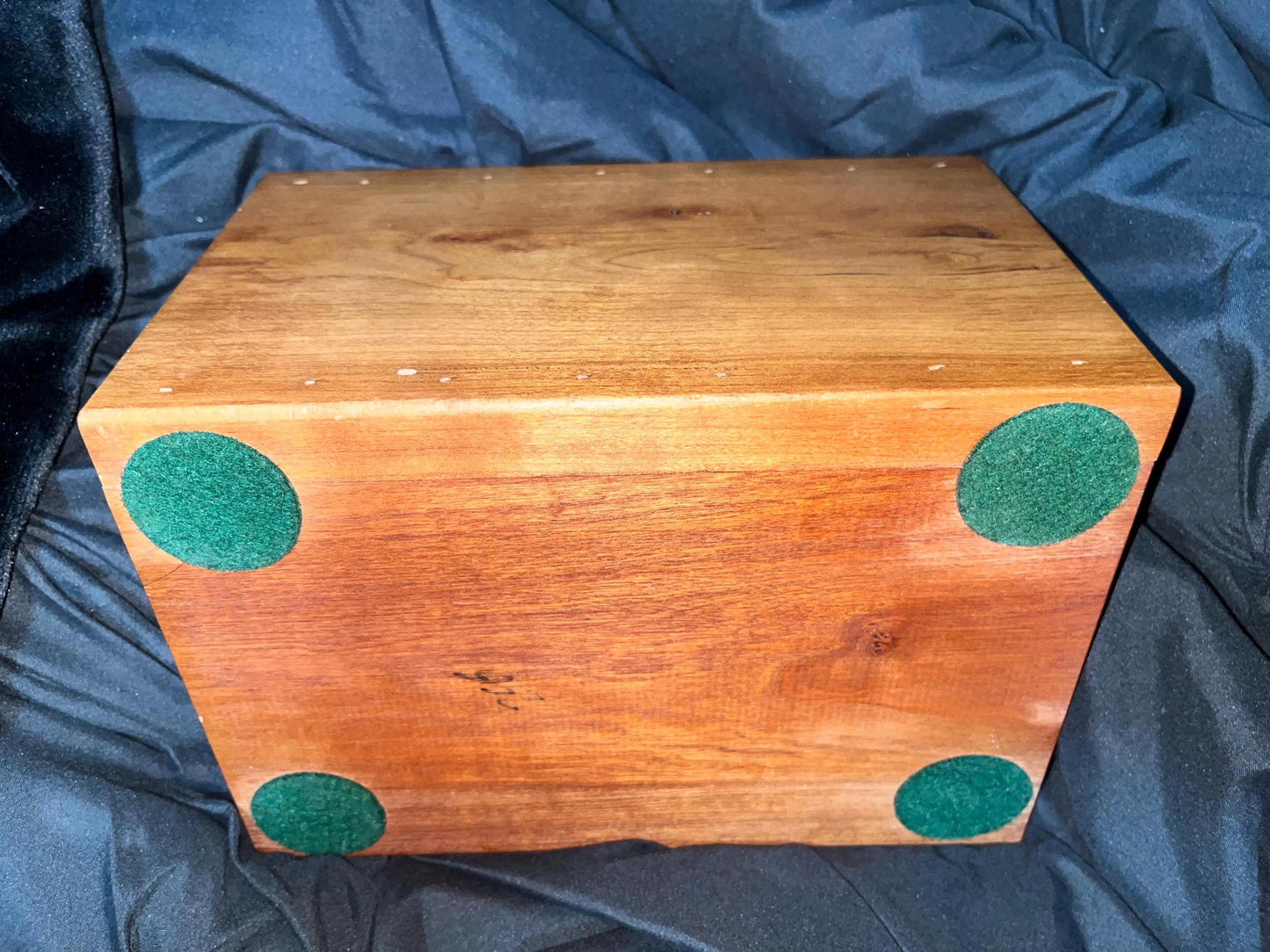 Wooden Pipe rest display
