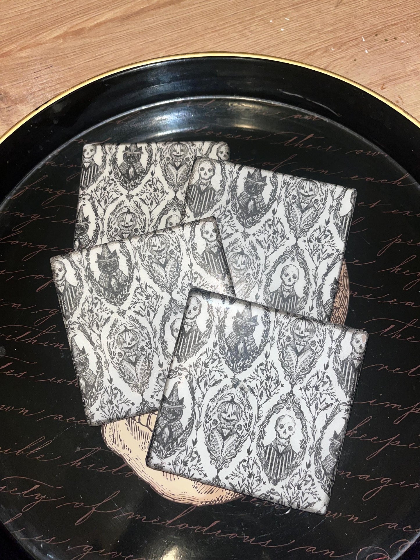 Coaster set of 4 black & white Halloween
