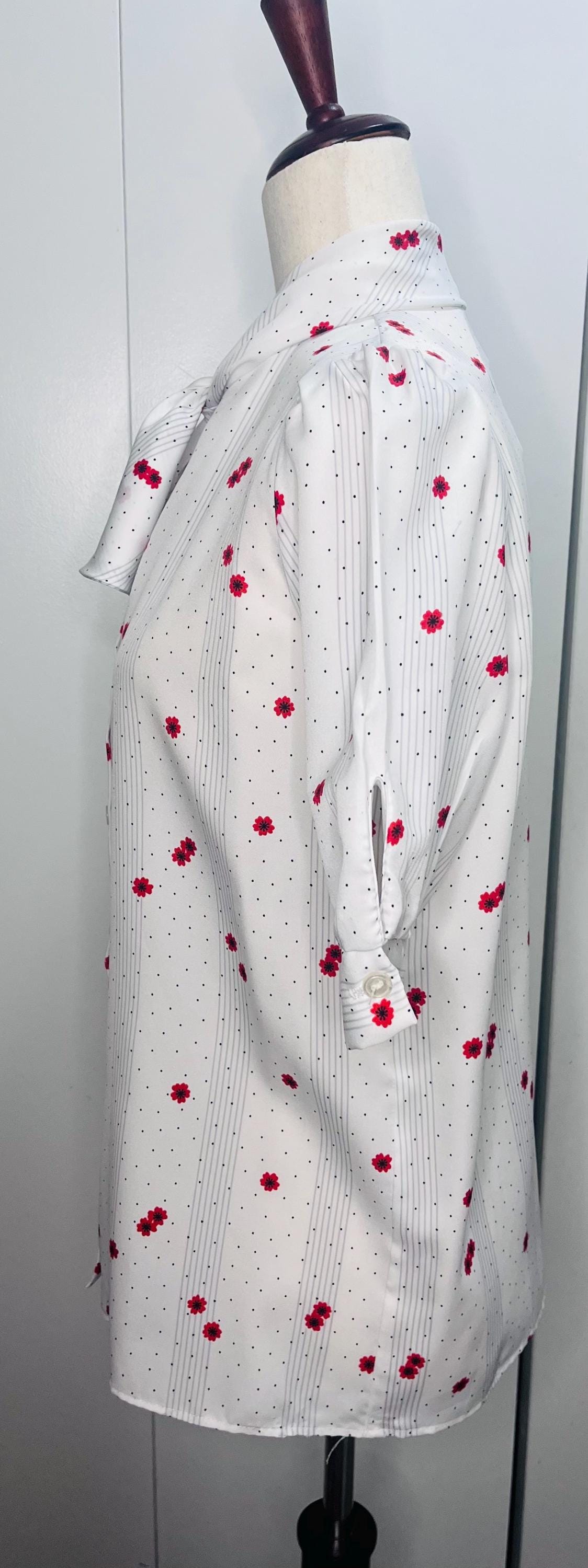 1980’s button up blouse w/ red flowers S/M